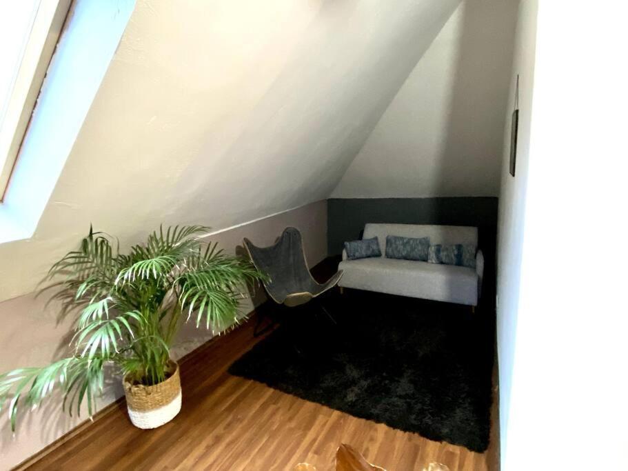12: Privatzimmer Fuer Reisende Durch Koblenz كوبلنس المظهر الخارجي الصورة
